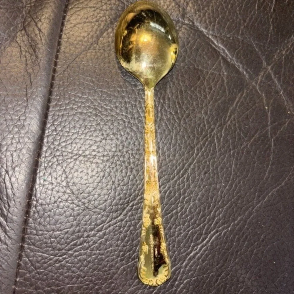 WM Rogers & Son‎ Victorian Rose Gold Electroplate Teaspoons Set 5 Floral Ornate
